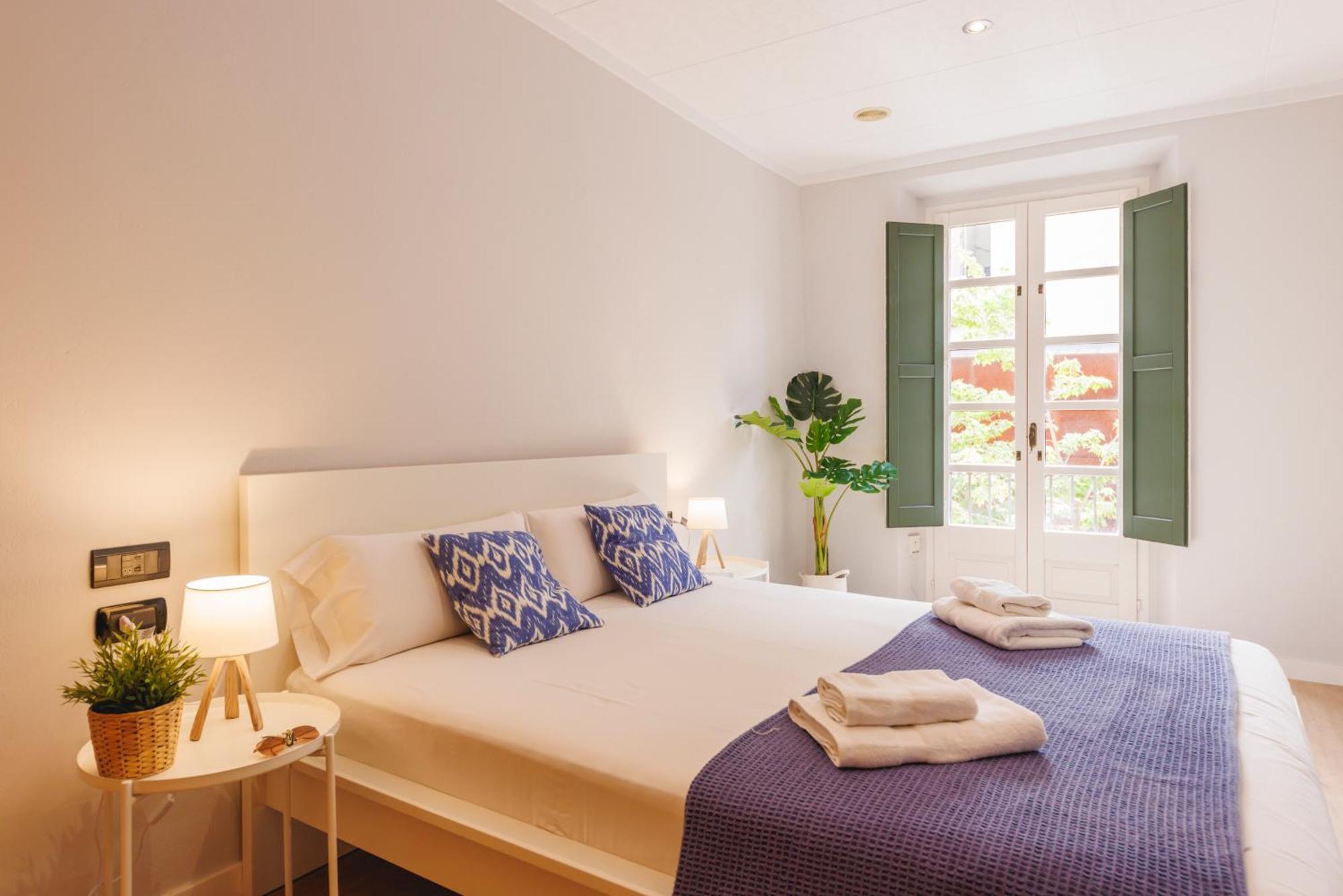 Bravissimo Apartaments Mora 4 Жирона Экстерьер фото