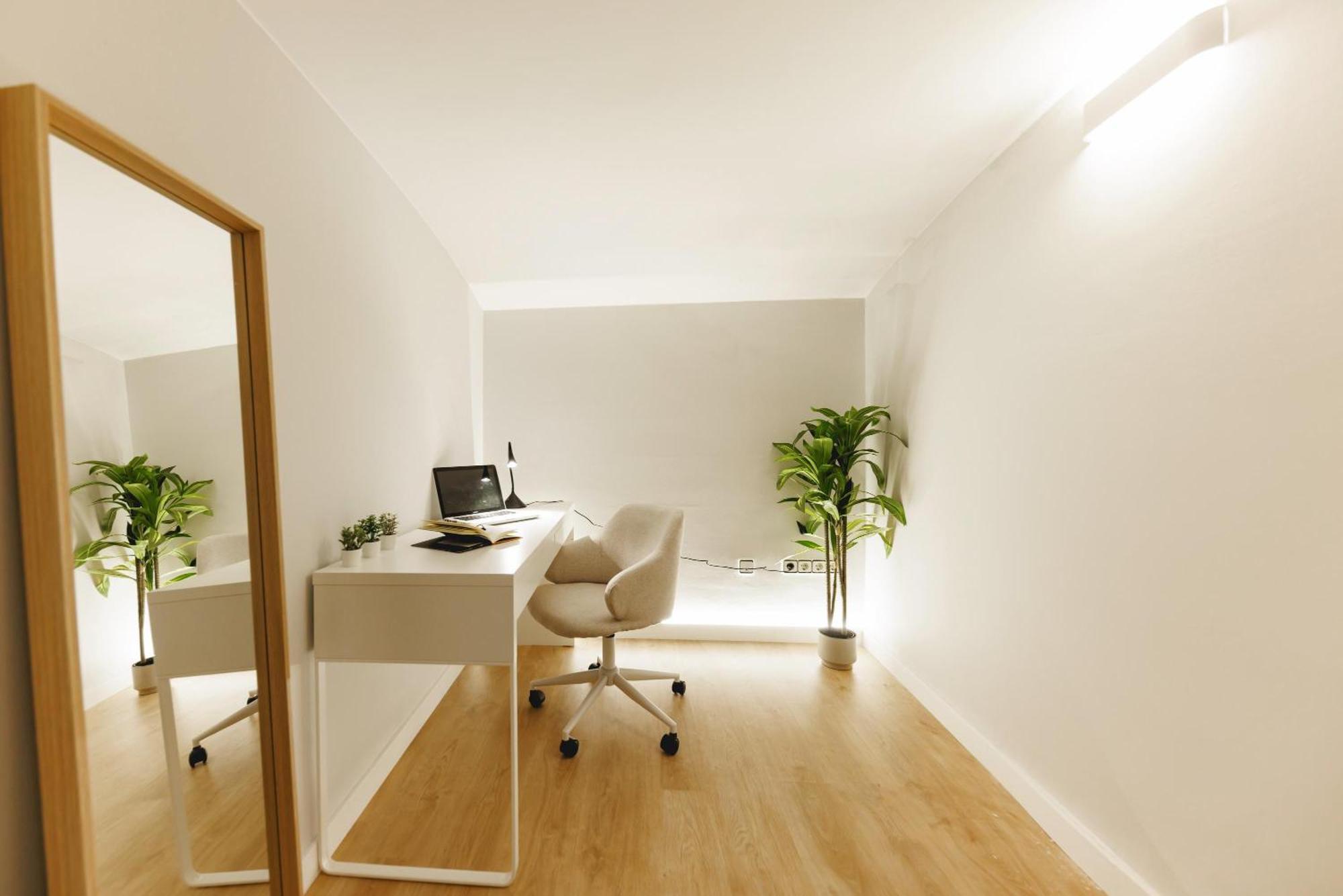 Bravissimo Apartaments Mora 4 Жирона Экстерьер фото