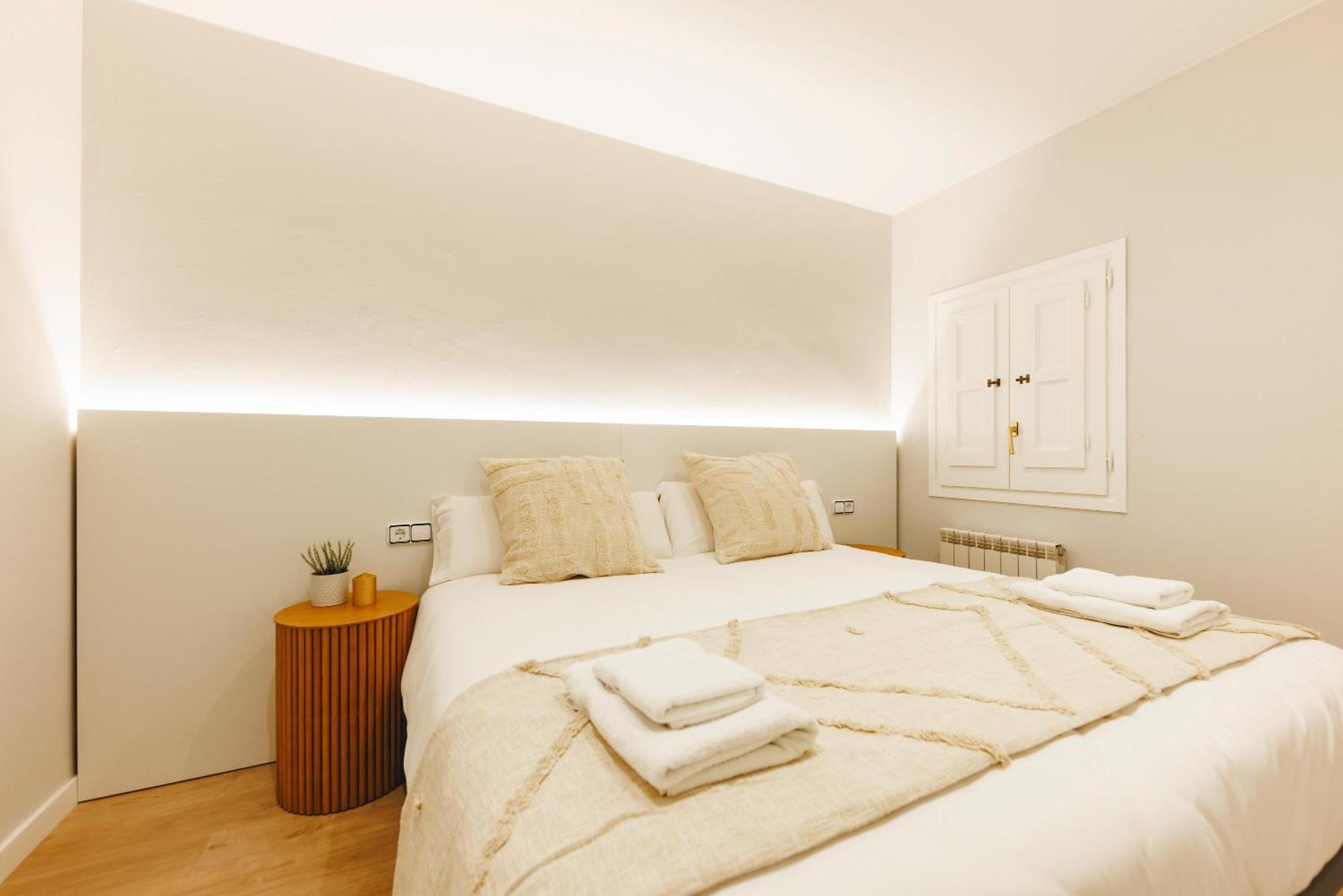 Bravissimo Apartaments Mora 4 Жирона Экстерьер фото